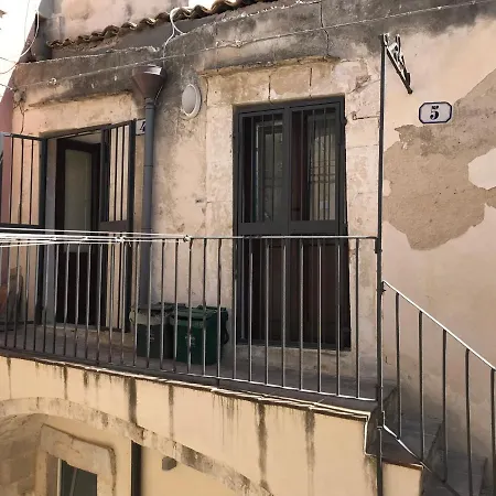 Casa Fiona Apartment *
